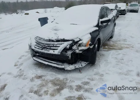 2015 Nissan Altima 2.5/2.5 S/2.5 Sl/2.5 Sv z USA, uszkodzony, nr VIN 1N4AL3AP0FC118491